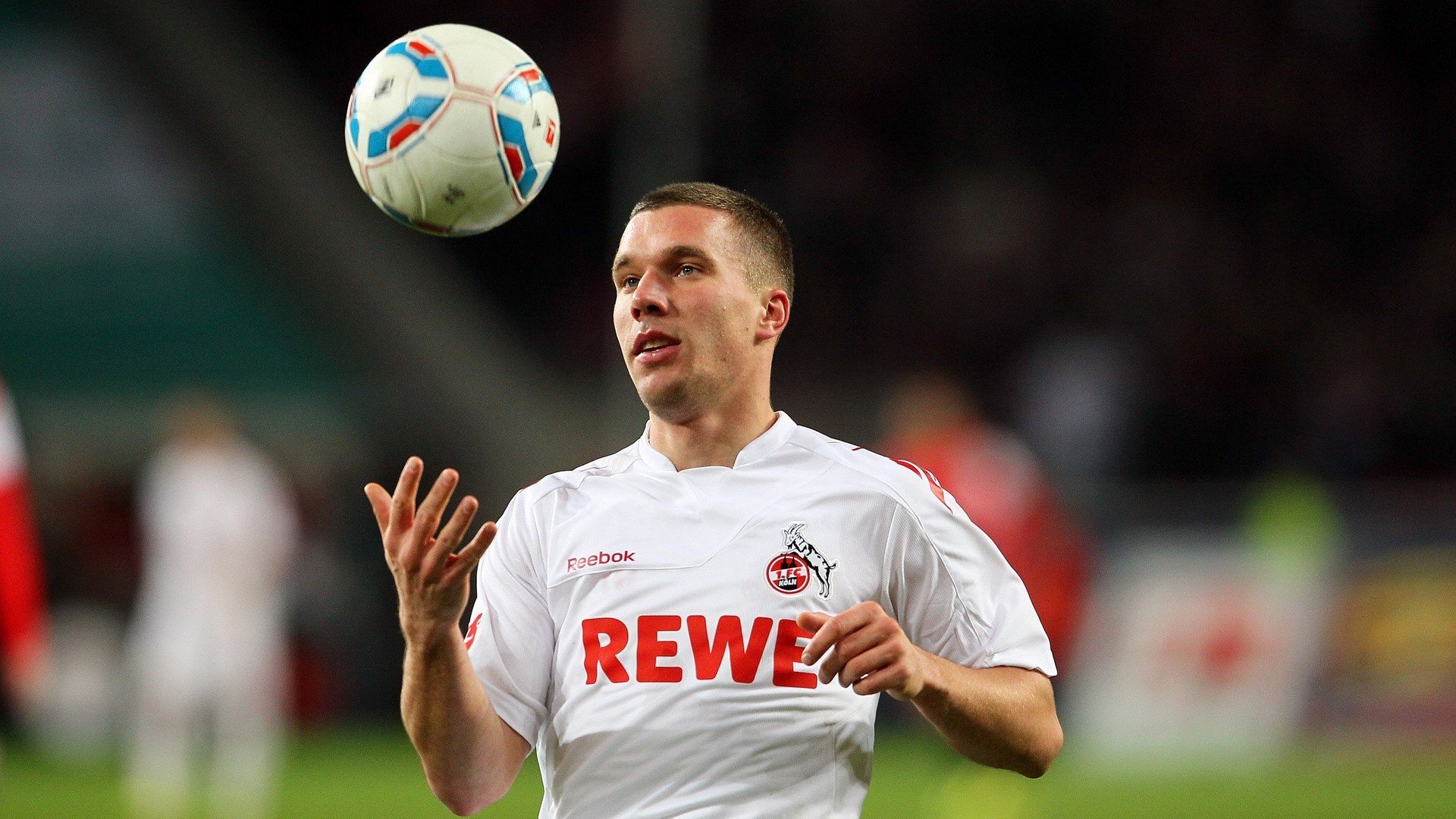 AYX GAMING-国家队推广比赛中指令手势统一提升沟通效率